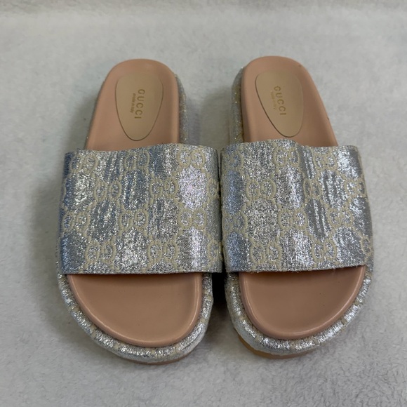 GG Slides - Picture 3 of 10